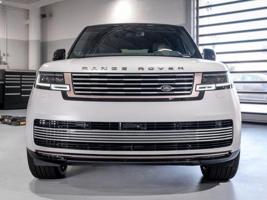 new 2025 Land Rover Range Rover car