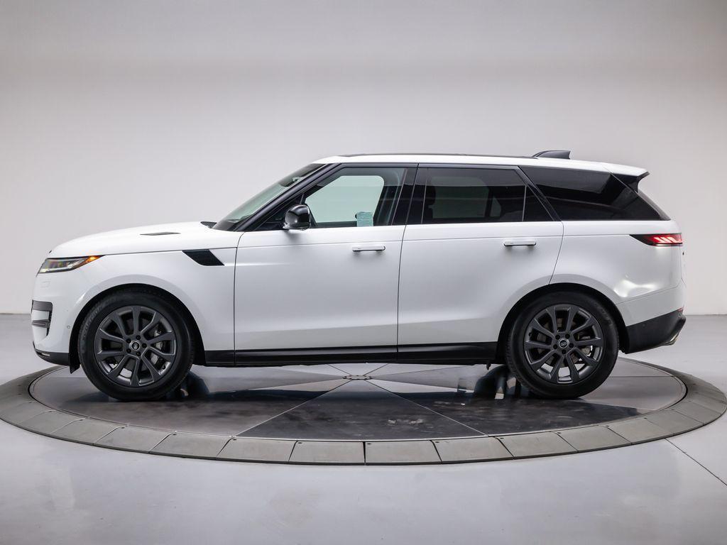 new 2025 Land Rover Range Rover Sport car