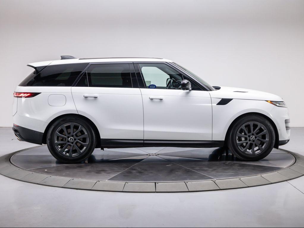 new 2025 Land Rover Range Rover Sport car