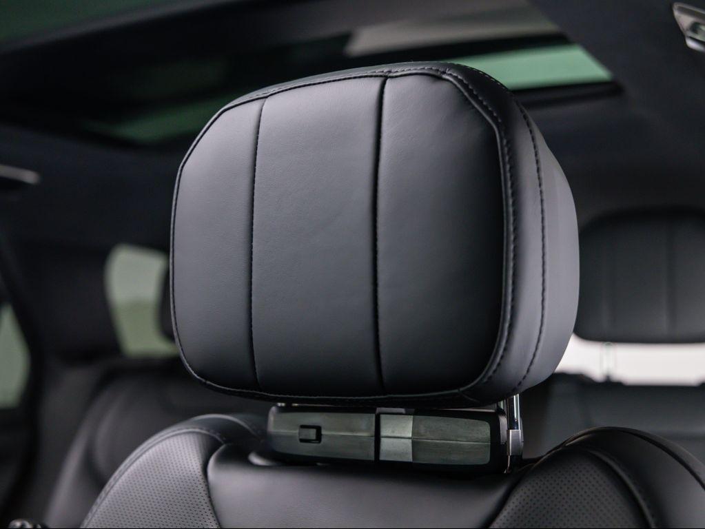 new 2025 Land Rover Range Rover Sport car