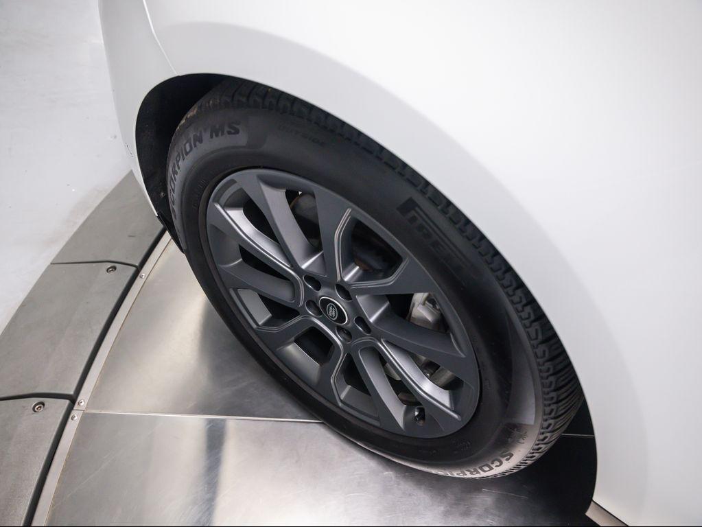 new 2025 Land Rover Range Rover Sport car