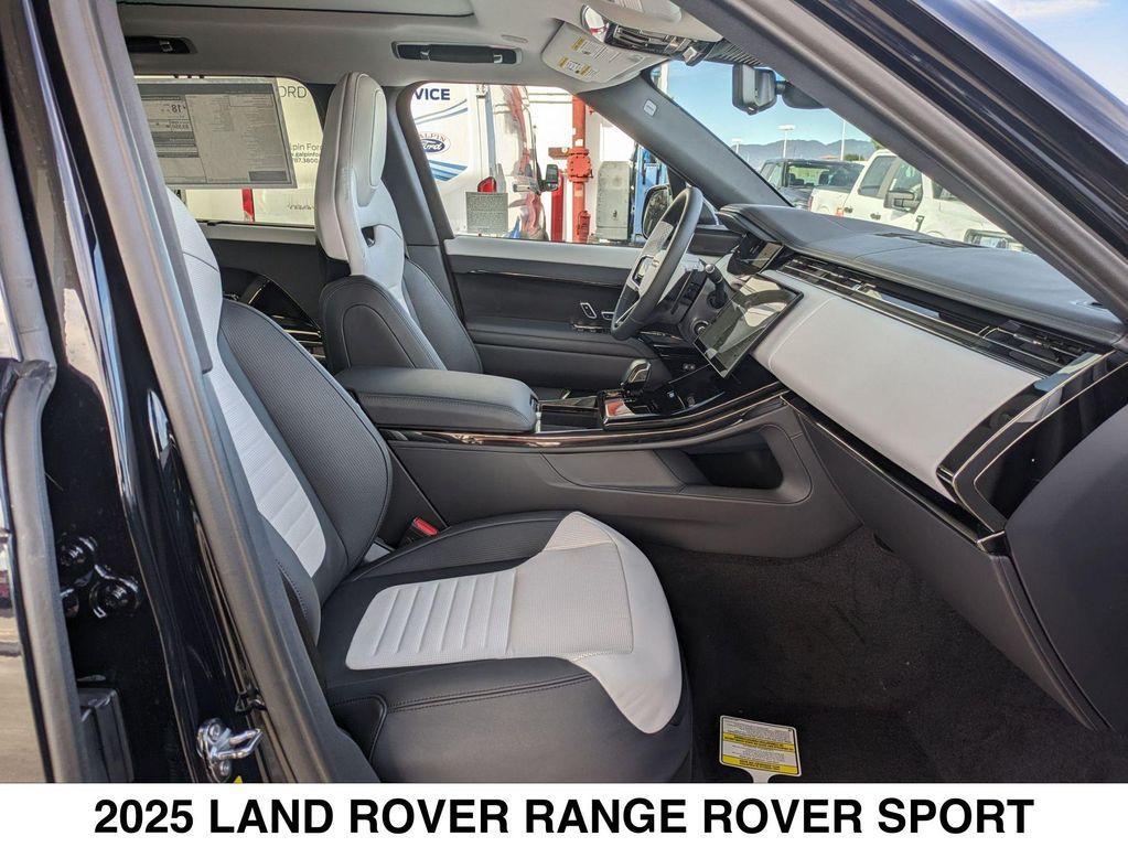 new 2025 Land Rover Range Rover Sport car