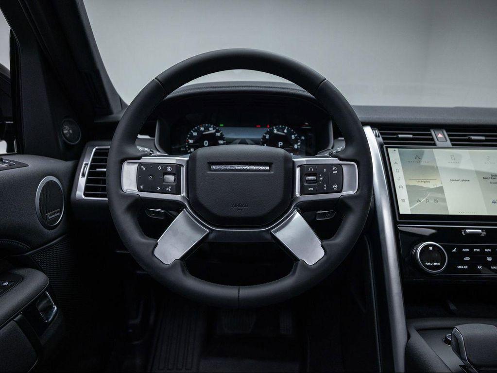 new 2025 Land Rover Discovery car, priced at $68,343