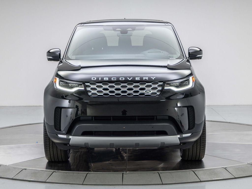 new 2025 Land Rover Discovery car, priced at $68,343