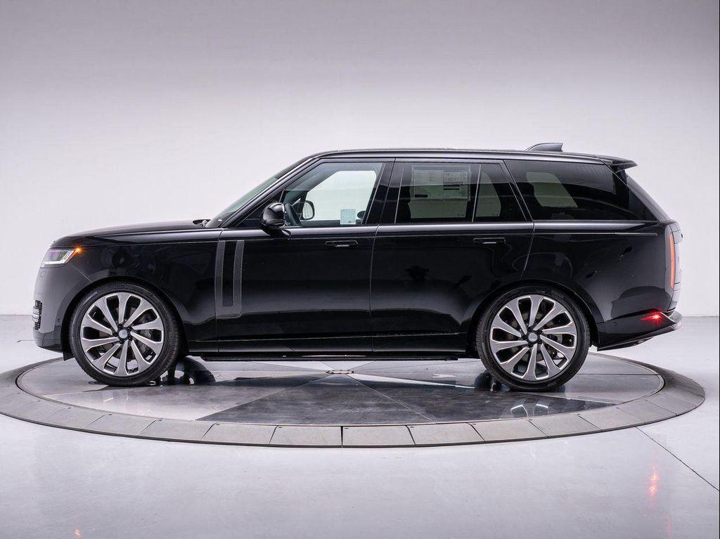 new 2025 Land Rover Range Rover car