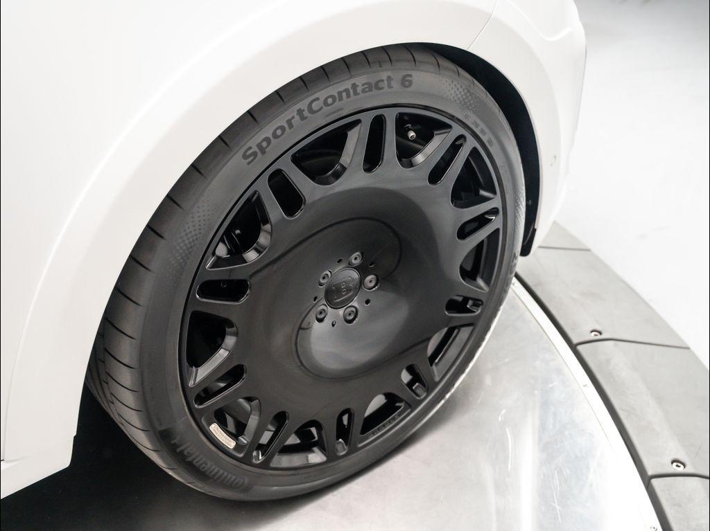 used 2025 Land Rover Range Rover car, priced at $499,999