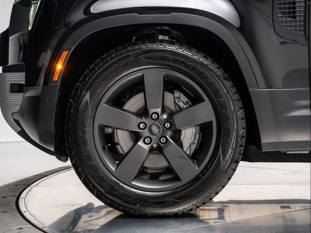 new 2025 Land Rover Defender car