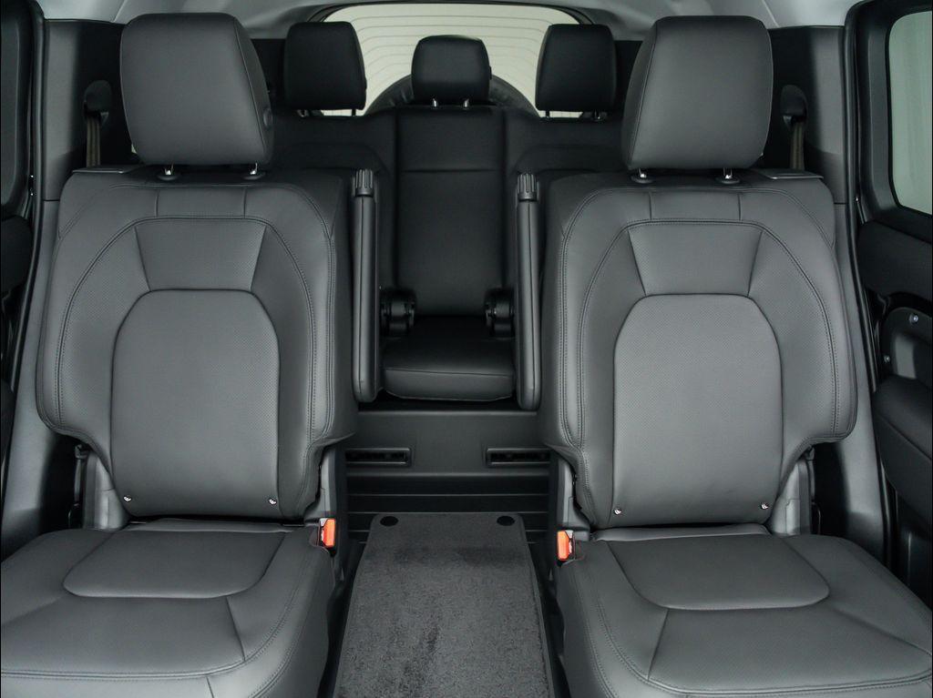 new 2025 Land Rover Defender car