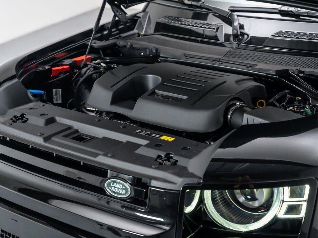 new 2025 Land Rover Defender car