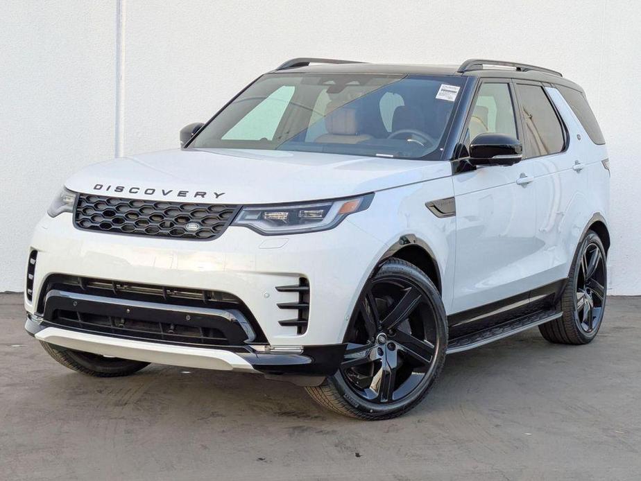 new 2025 Land Rover Discovery car, priced at $80,525