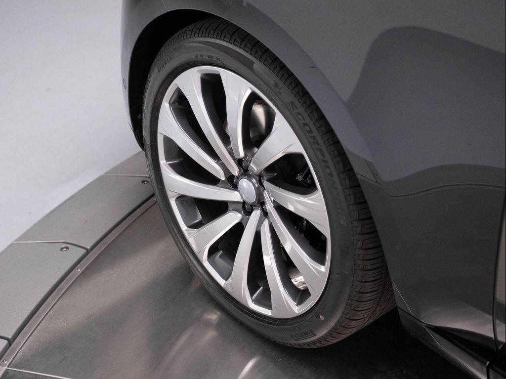 new 2025 Land Rover Range Rover car