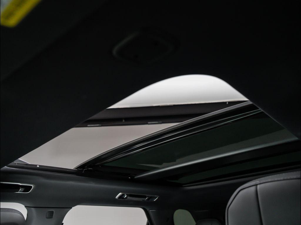 new 2025 Land Rover Range Rover Sport car