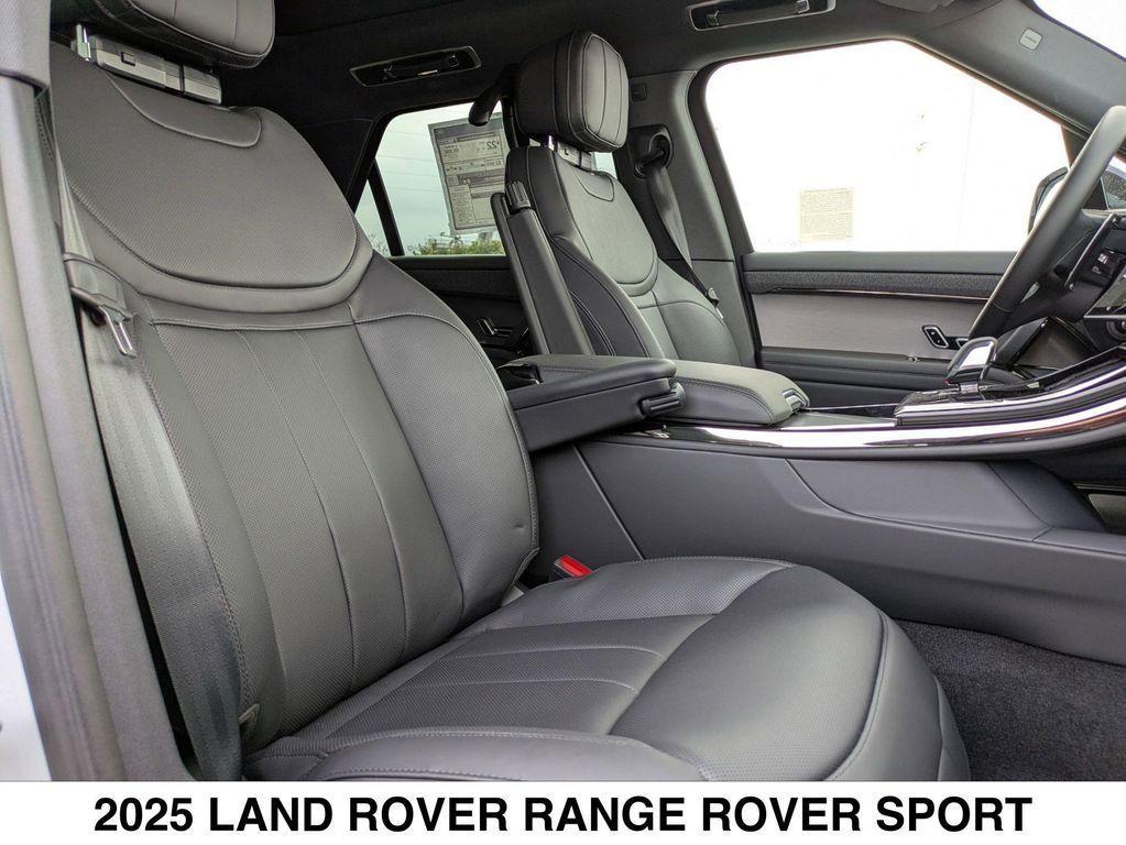 new 2025 Land Rover Range Rover Sport car