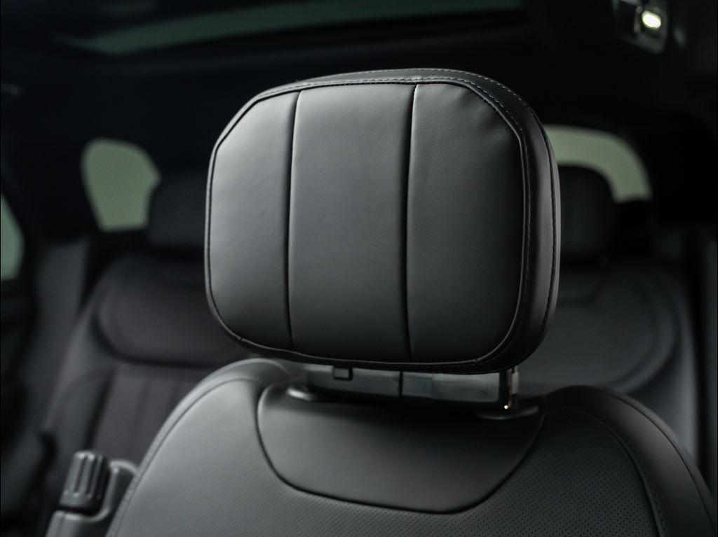 new 2025 Land Rover Range Rover Sport car