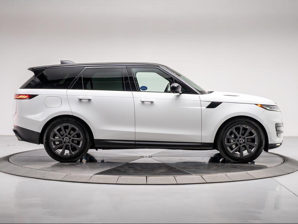 new 2025 Land Rover Range Rover Sport car