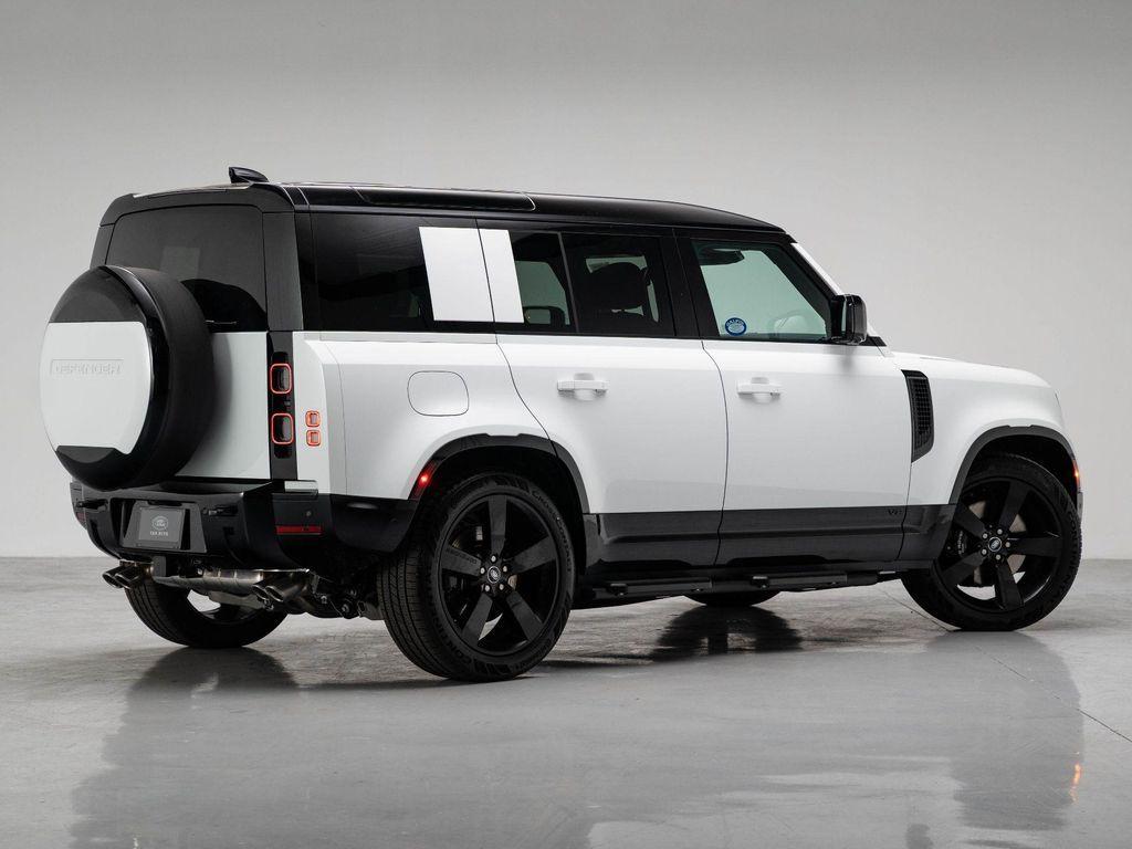 new 2025 Land Rover Defender car