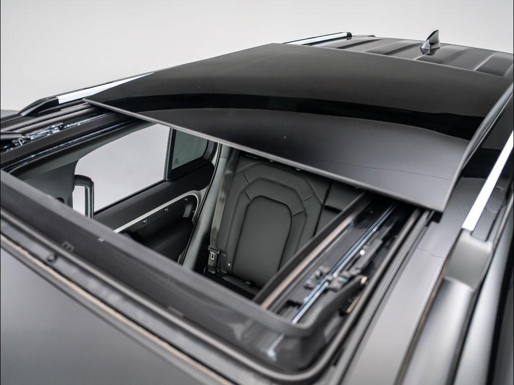 new 2026 Land Rover Defender car