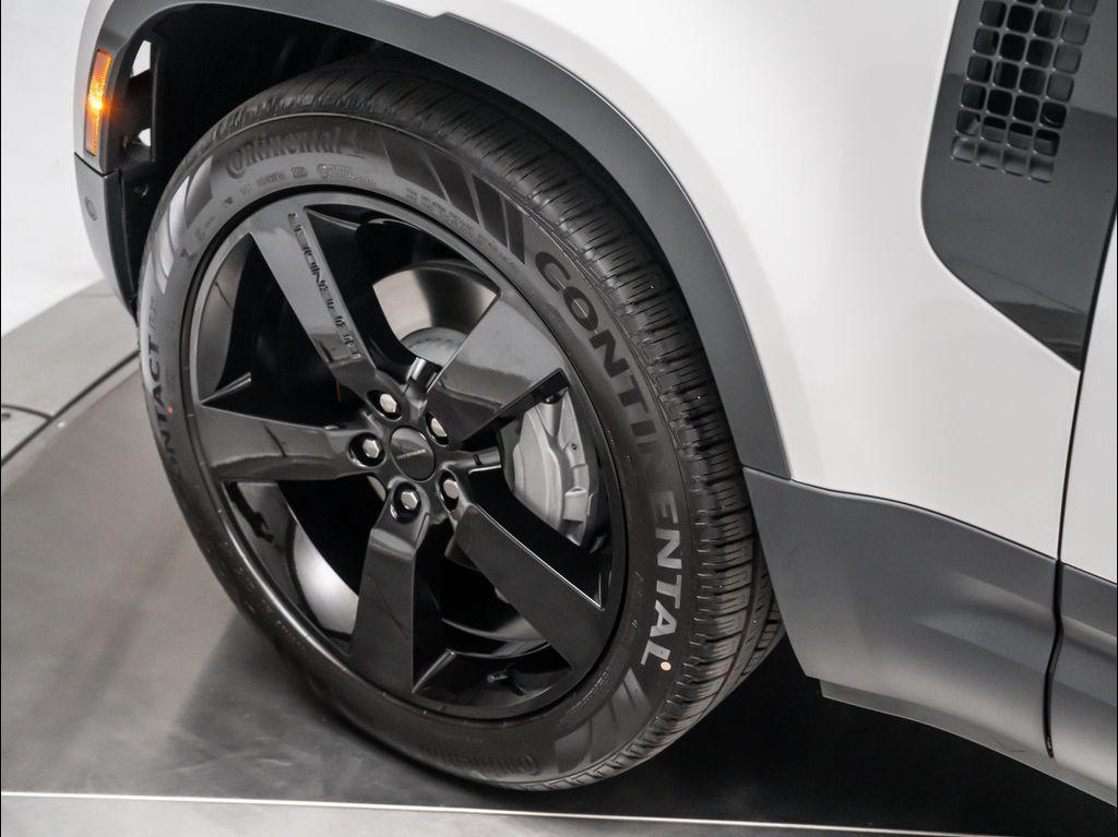 new 2026 Land Rover Defender car