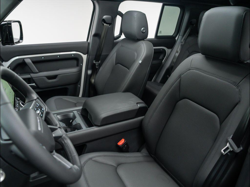 new 2026 Land Rover Defender car