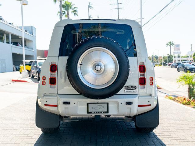 new 2022 Land Rover Defender car