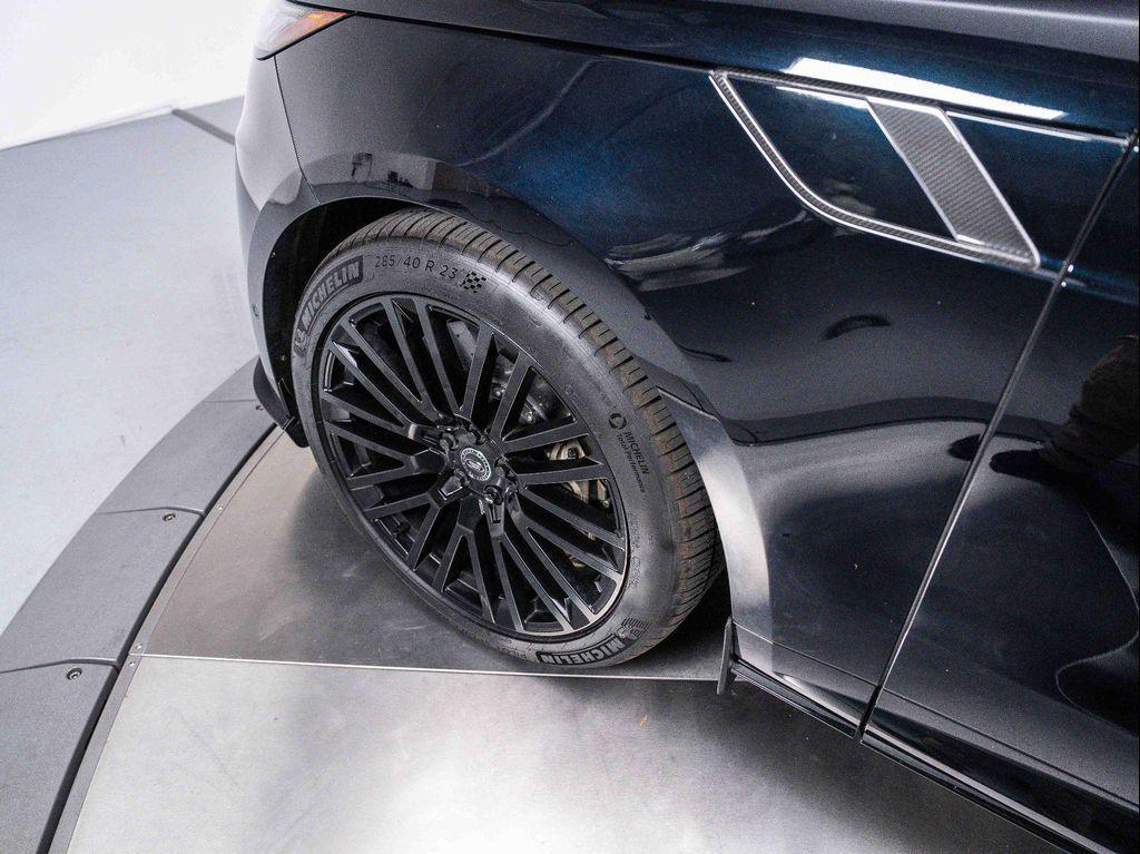 new 2025 Land Rover Range Rover Sport car