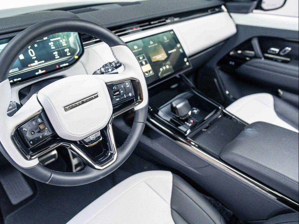 new 2025 Land Rover Range Rover Sport car