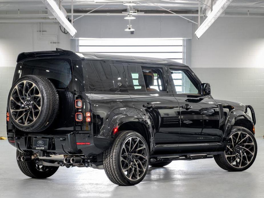 new 2024 Land Rover Defender car