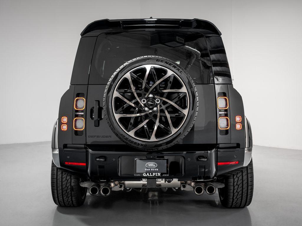 new 2024 Land Rover Defender car