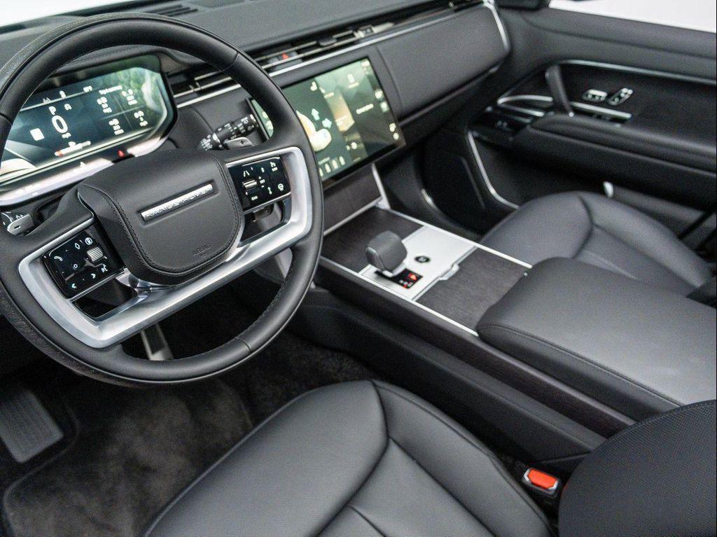 new 2025 Land Rover Range Rover car