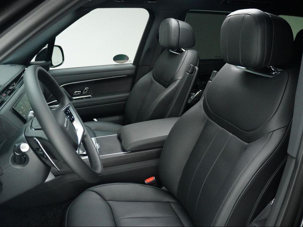new 2025 Land Rover Range Rover car