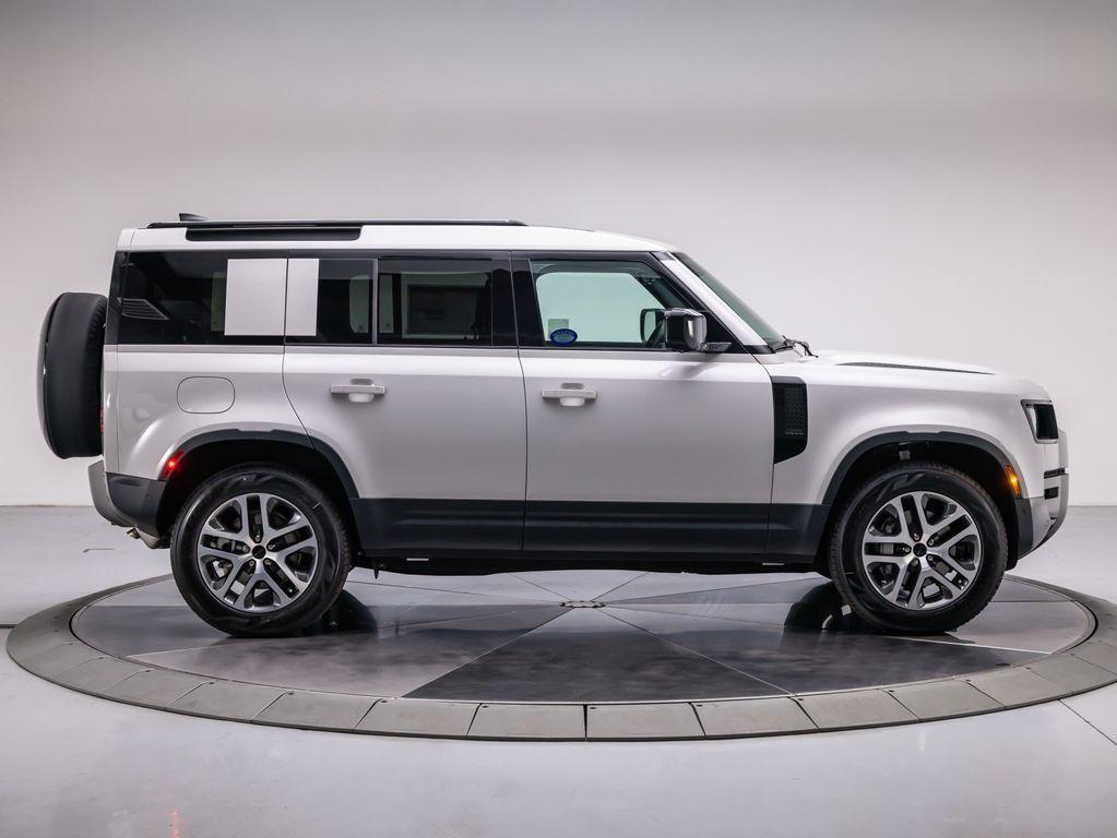 new 2026 Land Rover Defender car