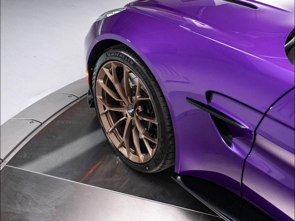 new 2025 Aston Martin Vantage car, priced at $256,300