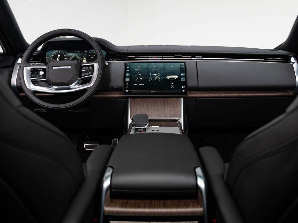 new 2025 Land Rover Range Rover car