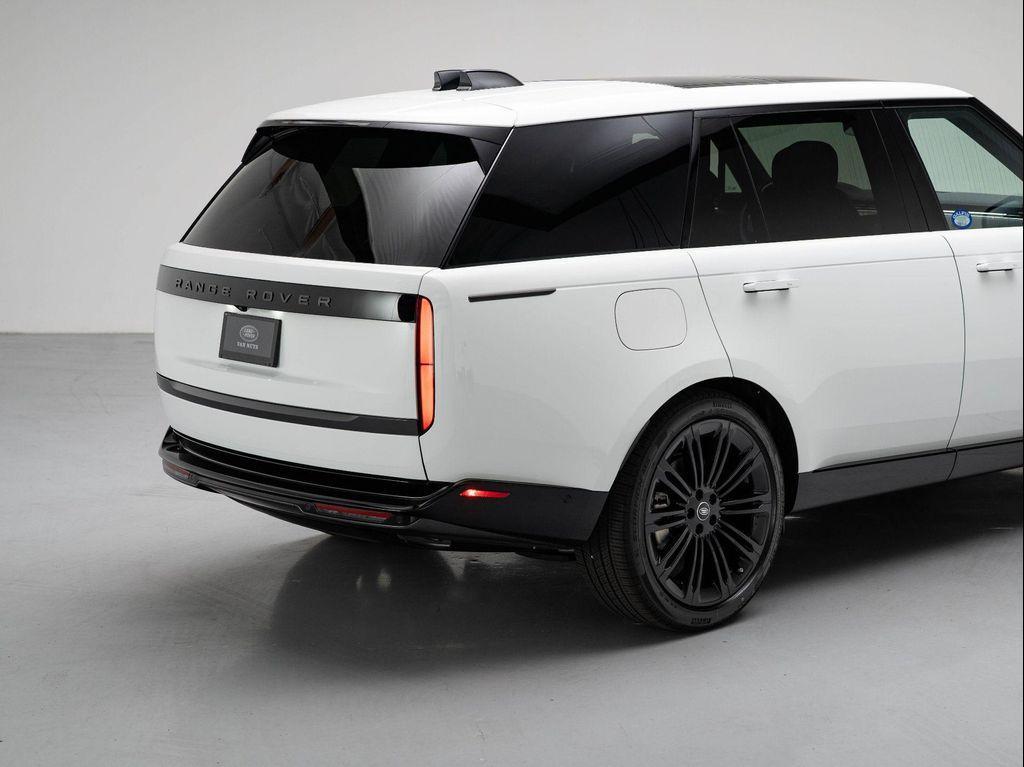 new 2025 Land Rover Range Rover car