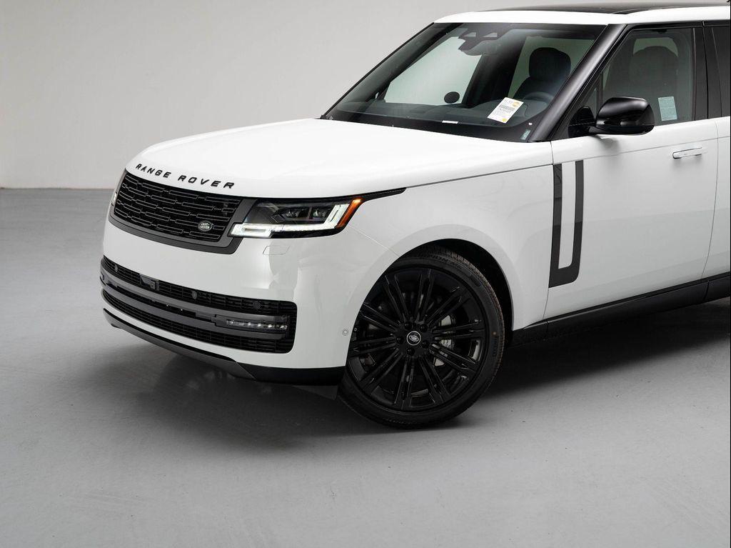 new 2025 Land Rover Range Rover car