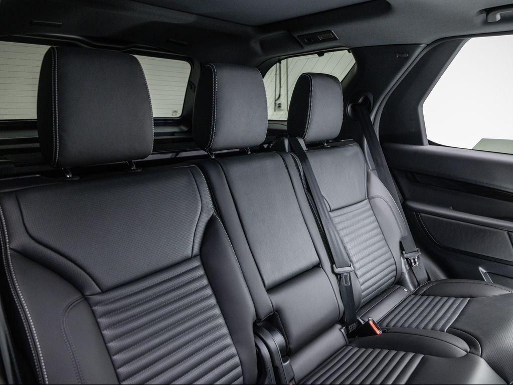 new 2025 Land Rover Discovery car, priced at $68,343