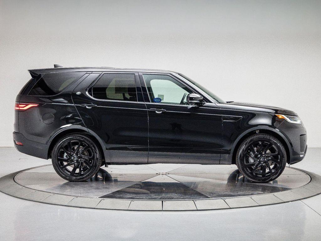 new 2025 Land Rover Discovery car, priced at $68,343