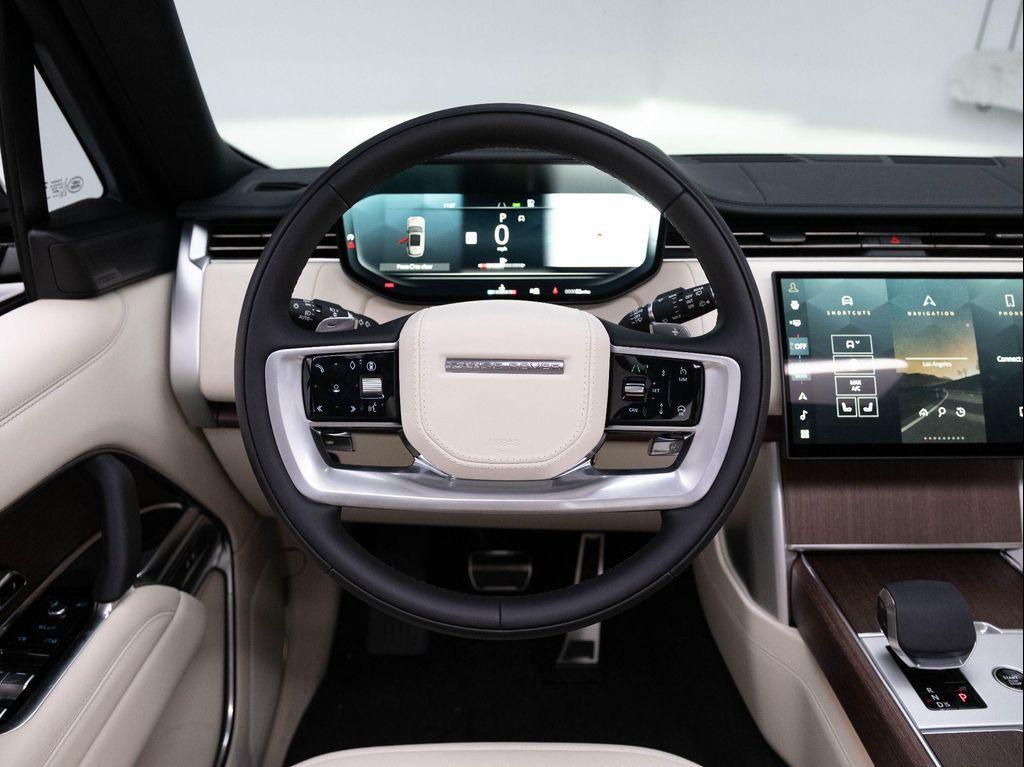 new 2025 Land Rover Range Rover car