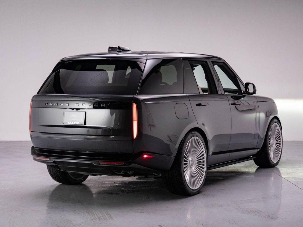 new 2025 Land Rover Range Rover car