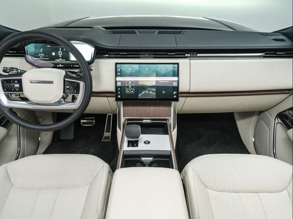 new 2025 Land Rover Range Rover car