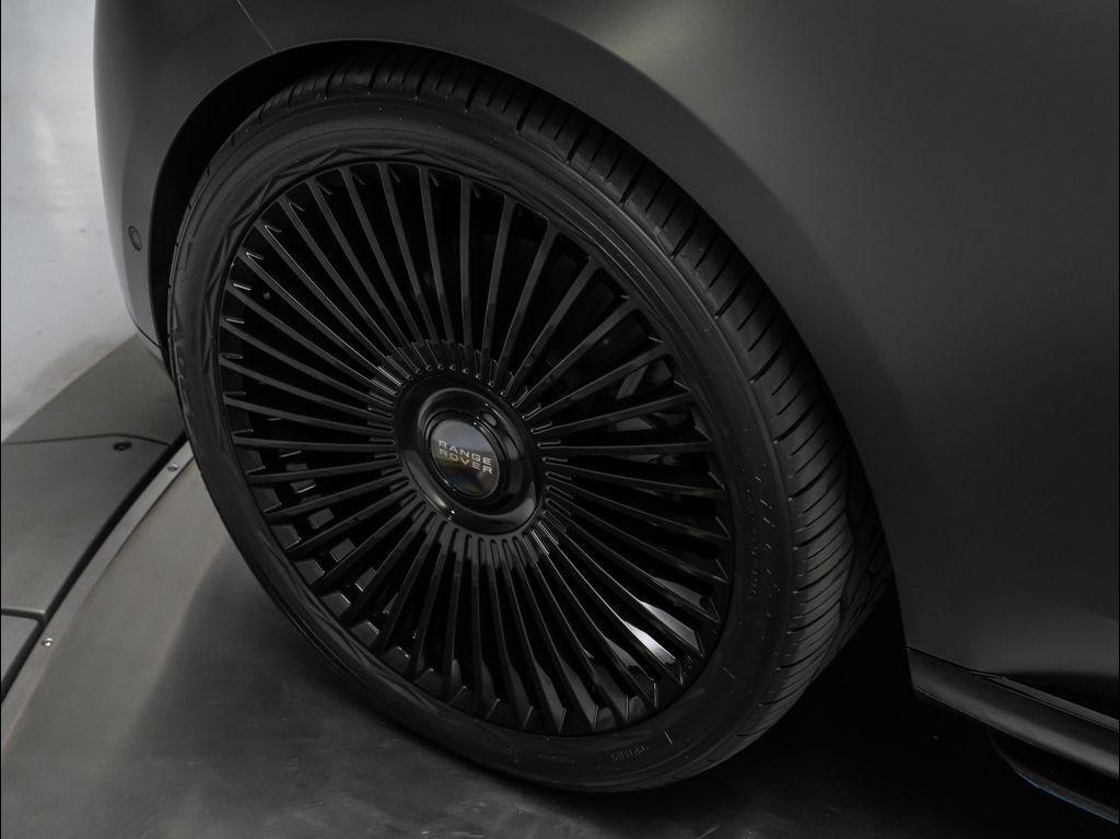 new 2025 Land Rover Range Rover car