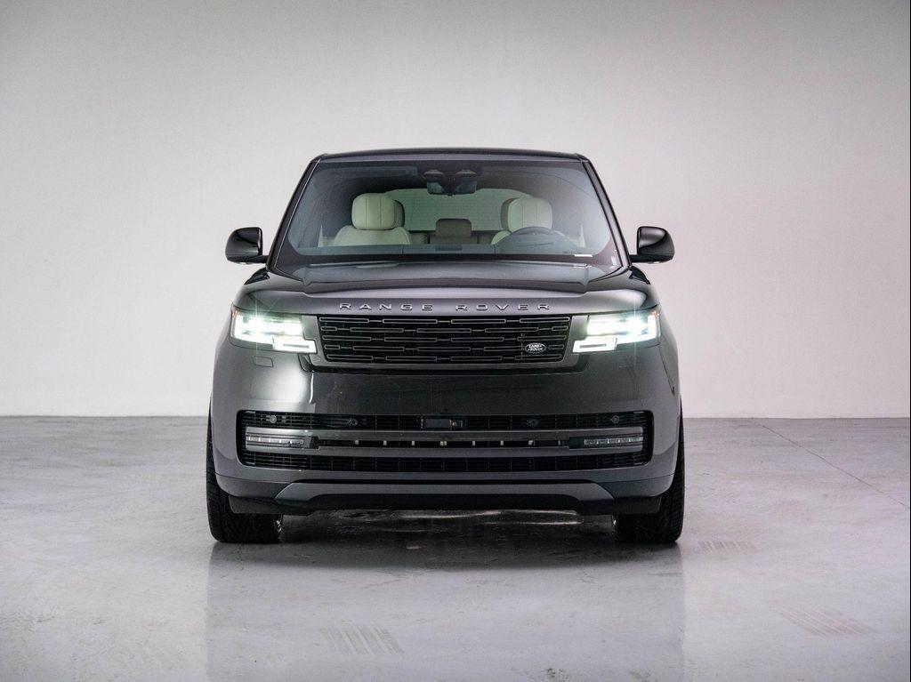 new 2025 Land Rover Range Rover car