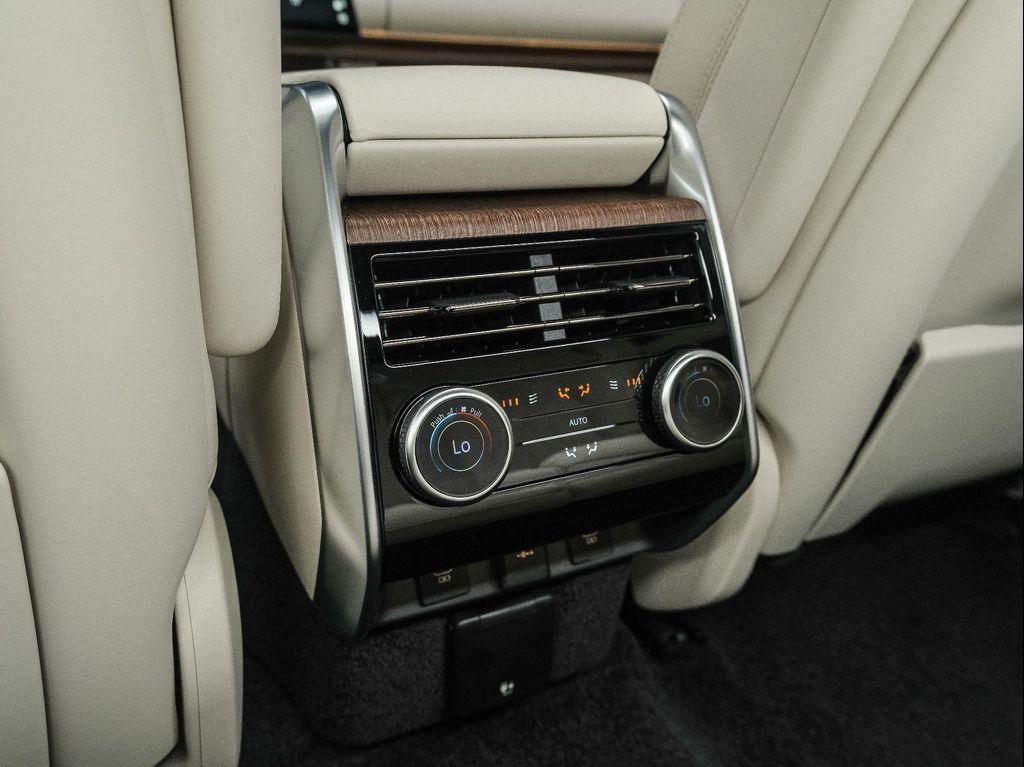 new 2025 Land Rover Range Rover car