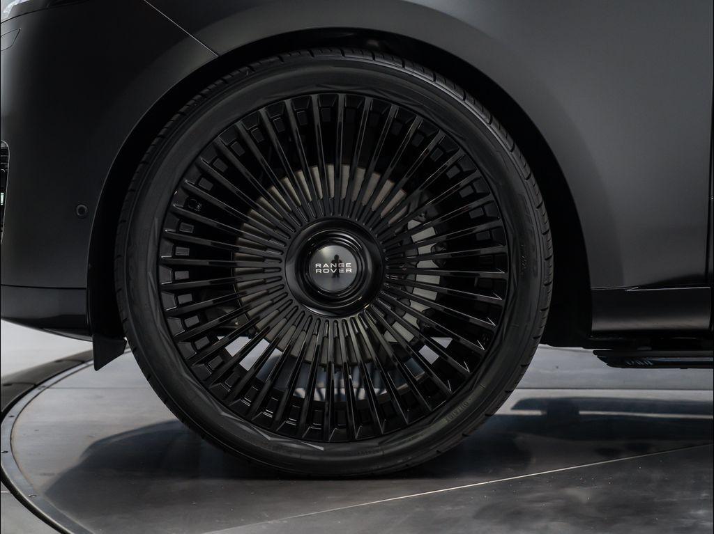 new 2025 Land Rover Range Rover car
