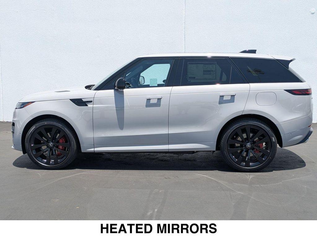 new 2025 Land Rover Range Rover Sport car