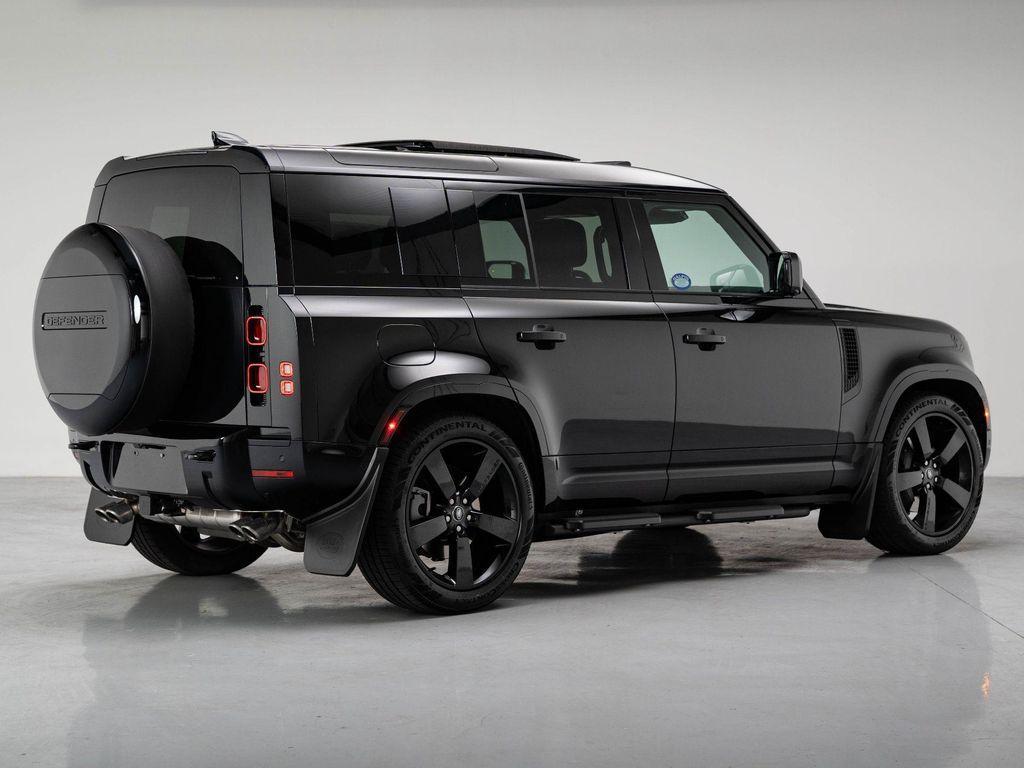 new 2025 Land Rover Defender car