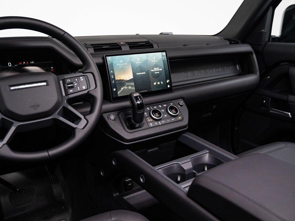 new 2025 Land Rover Defender car