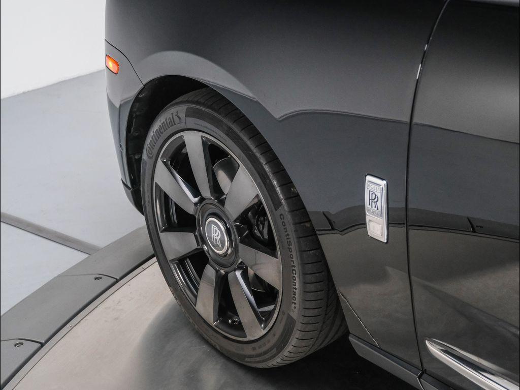 used 2019 Rolls-Royce Cullinan car, priced at $234,927