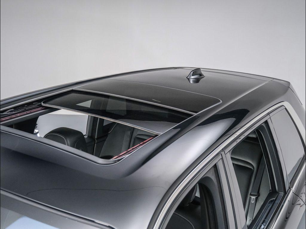 used 2019 Rolls-Royce Cullinan car, priced at $234,927