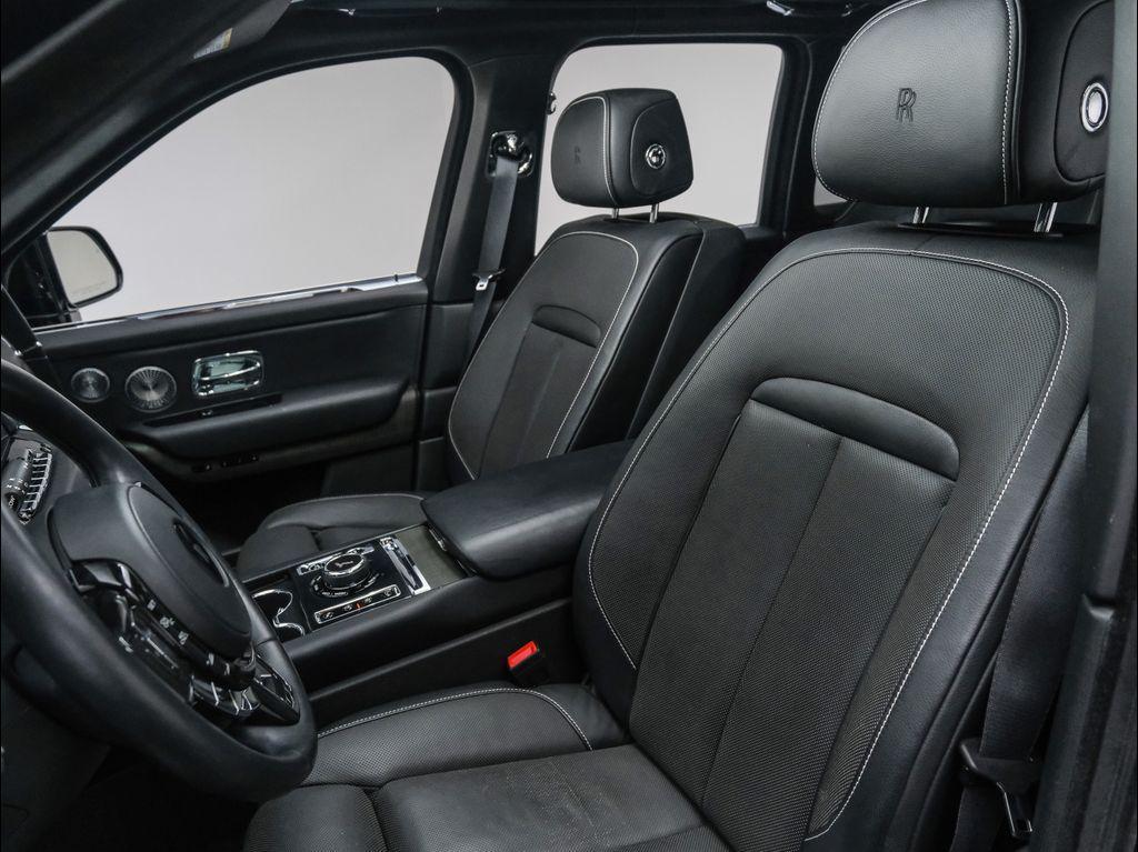 used 2019 Rolls-Royce Cullinan car, priced at $234,927